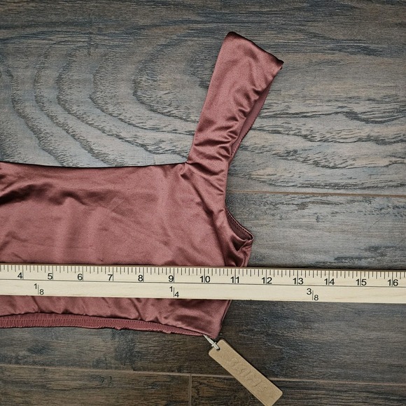 SKIMS Women's Size XS  Berry Stretch Satin Square Neck Bra‎ Intimates - Picture 3 of 7